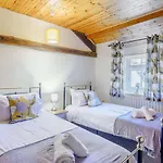 4 Bed In Keswick Oc-86250