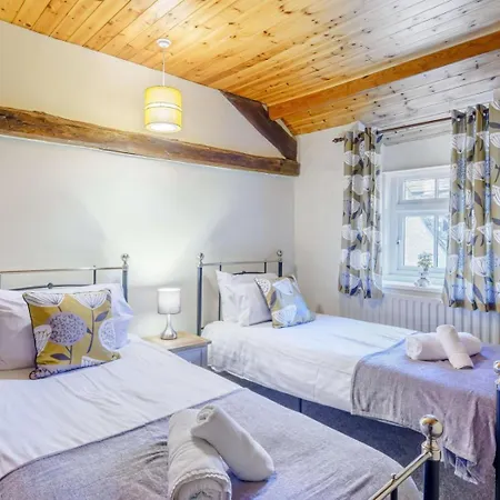 4 Bed In Keswick Oc-86250