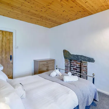 بيت للعطل 4 Bed In Keswick Oc-86250 *
